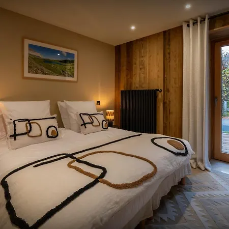 La Parenthese - Ovo Network Chalet